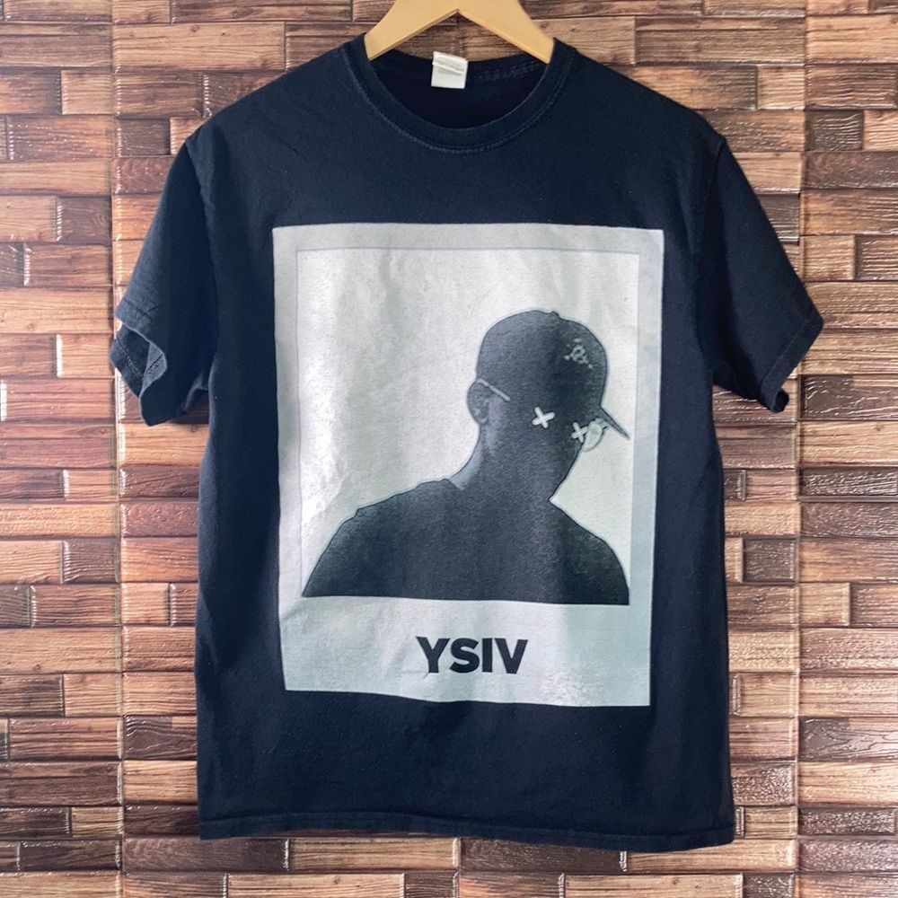 Unisex Gildan YSIV Logic Graphic Band T-Shirt Medium Black Photo